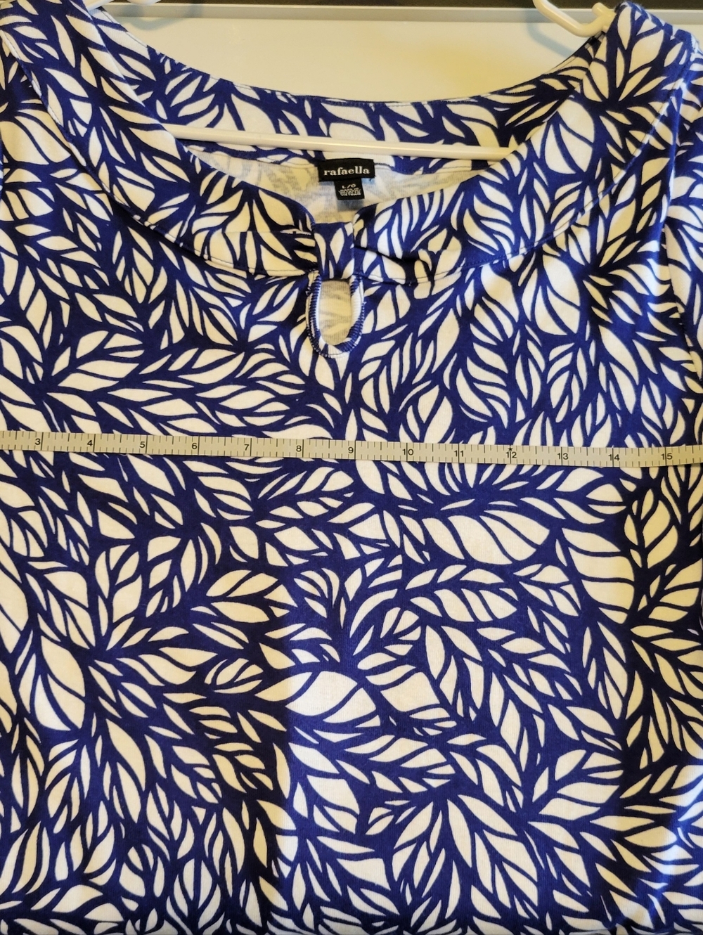 Rafaella Navy and White Leaf-Print Short Sleeve Top - Picture 5 of 9